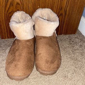 Brown booties warm weather